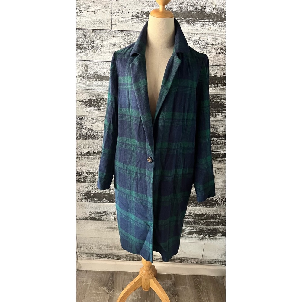 Justfab navy and green plaid long coat with hidden pockets.